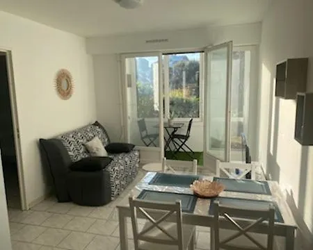 アパート Plein Sud Face Piscine Aqualudique カブール