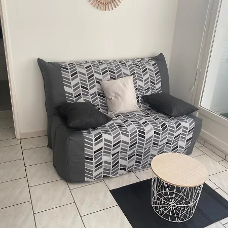 Plein Sud Face Piscine Aqualudique アパート カブール